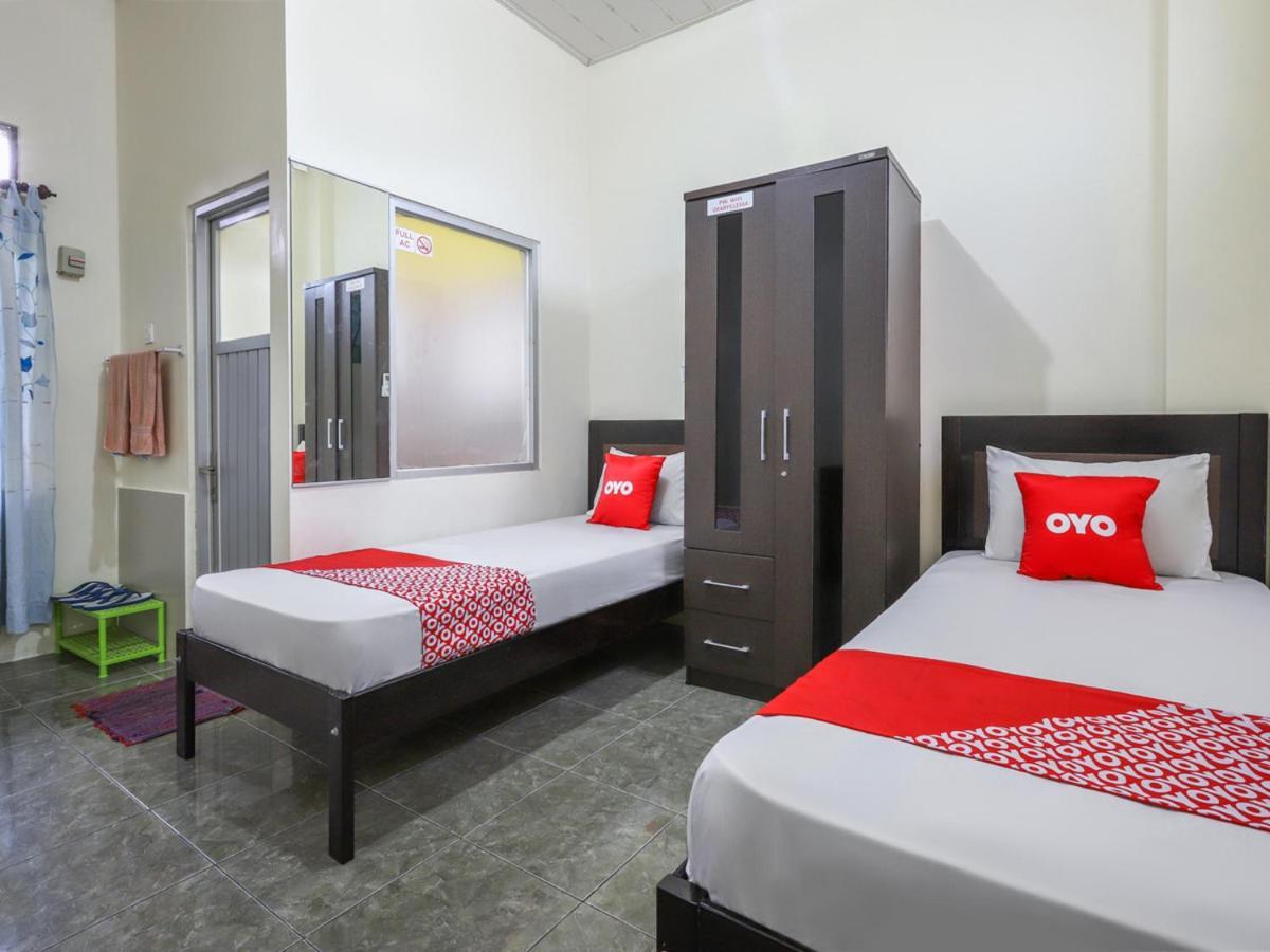 Oyo 3830 Dfarys Gh Syariah Hotel Balikpapan  Buitenkant foto