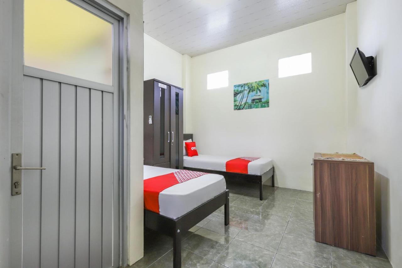 Oyo 3830 Dfarys Gh Syariah Hotel Balikpapan  Buitenkant foto